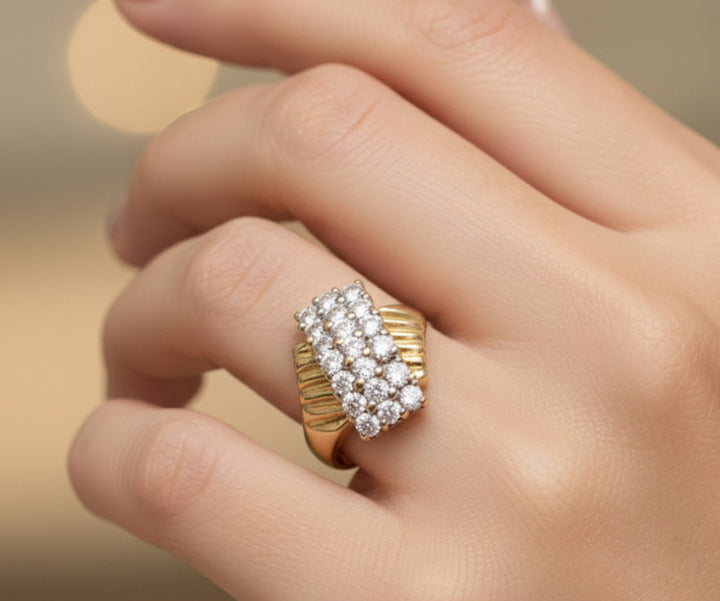 0.90 CT Diamond Ring 14K Gold Size 6.5  Diamond Journey Ring