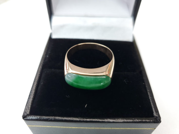 14k Solid Gold Cabochon Jade Saddle Ring Size 6.5